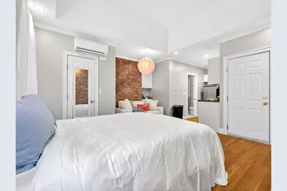 52 Temple #5, Boston, MA 02114 - Photo 4