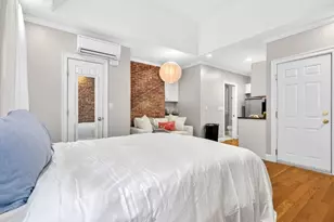 52 Temple, Boston, MA 02114 - Photo 4