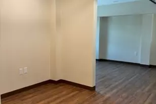 19 Commercial St, New Bedford, MA 02740 - Photo 12