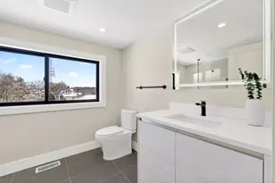 10 Pennsylvania Ave, Newton, MA 02461 - Photo 38