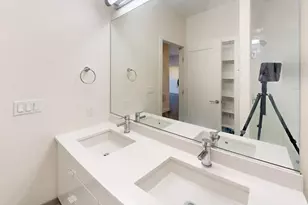 65 Lewis St, Boston, MA 02128 - Photo 22
