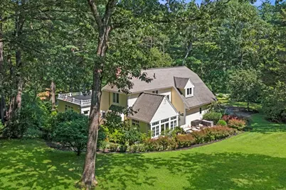 16 Beaver Pond Rd, Beverly, MA 01915 - Photo 1