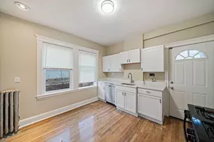 46 Astoria, Boston, MA 02126 - Photo 4