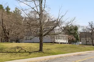 183 Pleasant St, Grafton, MA 01560 - Photo 26