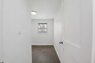 92 Summer St, Brockton, MA 02302 - Photo 16