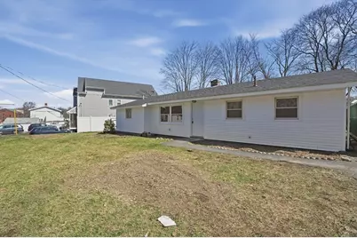 92 Summer St, Brockton, MA 02302 - Photo 34