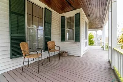 140 Pleasant St, Newton, MA 02459 - Photo 14