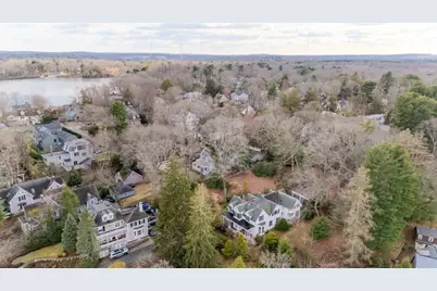 140 Pleasant St, Newton, MA 02459 - Photo 20