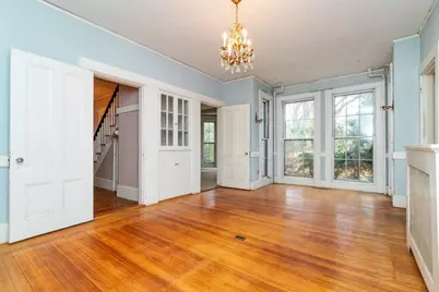 140 Pleasant St, Newton, MA 02459 - Photo 8