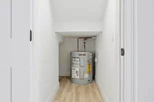 321 Winthrop St, Taunton, MA 02780 - Photo 12