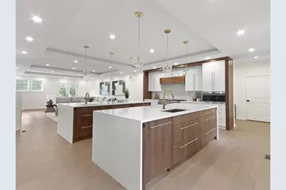 377 Walnut St., Newton, MA 02460 - Photo 2