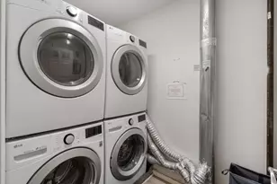 120 W Seventh St, Boston, MA 02127 - Photo 26