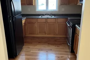 61 Tecumseh St, Fall River, MA 02721 - Photo 4