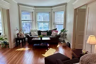 805 Washington St, Brookline, MA 02446 - Photo 2