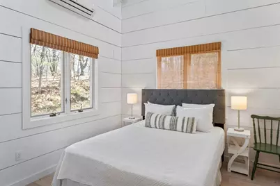 309 Barnes, Oak Bluffs, MA 02557 - Photo 20