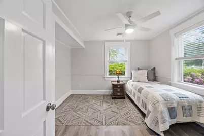 24 Cove St, Wareham, MA 02558 - Photo 10
