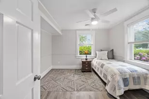24 Cove St, Wareham, MA 02558 - Photo 10