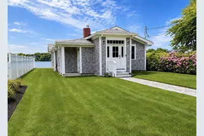 24 Cove St, Wareham, MA 02558 - Photo 2