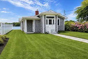 24 Cove St, Wareham, MA 02558 - Photo 2