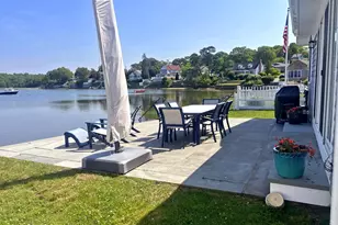 24 Cove St, Wareham, MA 02558 - Photo 32