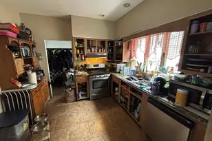 215 Springvale Ave, Everett, MA 02149 - Photo 2