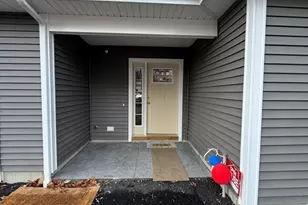 321 Winthrop St, Taunton, MA 02780 - Photo 2