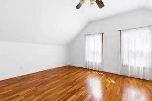 430 E 8th St, Boston, MA 02127 - Photo 10