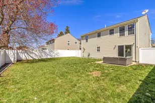 93 Hobson Ave, East Providence, RI 02914 - Photo 6