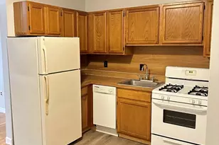 318 Granite St, Quincy, MA 02169 - Photo 1