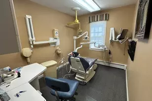 786 Boston Post Rd, Weston, MA 02493 - Photo 32