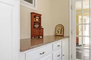 786 Boston Post Rd, Weston, MA 02493 - Photo 12