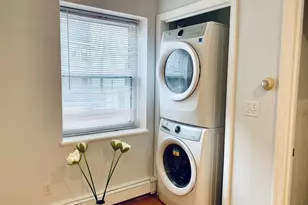 12 Regent St, Cambridge, MA 02141 - Photo 2