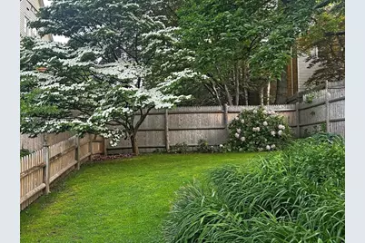 11 Kent Square #11, Brookline, MA 02446 - Photo 10