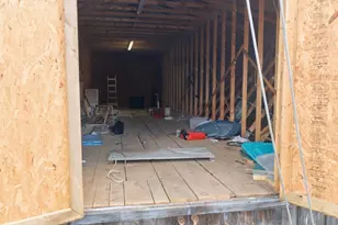 40 Providence St, Uxbridge, MA 01569 - Photo 32