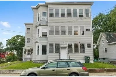113 Spruce St, Leominster, MA 01453 - Photo 2