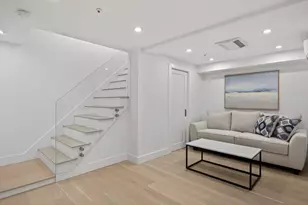 167 Commercial St, Provincetown, MA 02657 - Photo 32