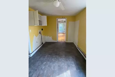 8 Sullivan Place, Millbury, MA 01527 - Photo 8