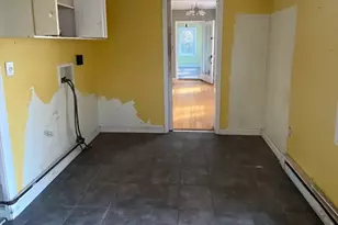 8 Sullivan Pl, Millbury, MA 01527 - Photo 8