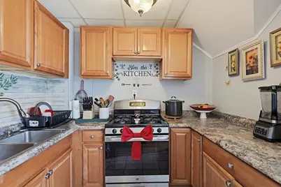 464 Birch St, Fall River, MA 02724 - Photo 18