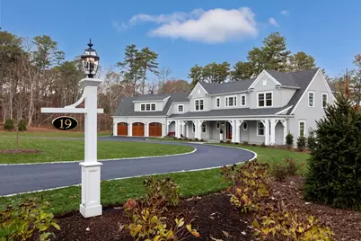 19 Walkerwoods Dr, Harwich, MA 02645 - Photo 2