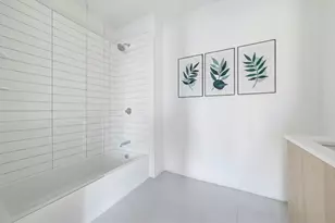 1035 Commonwealth Ave, Boston, MA 02215 - Photo 8