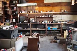 52 Marguerite St, Chicopee, MA 01020 - Photo 18