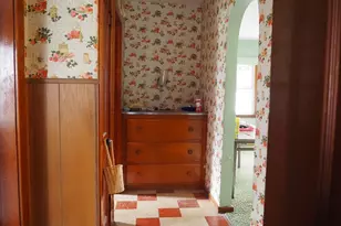 52 Marguerite St, Chicopee, MA 01020 - Photo 6