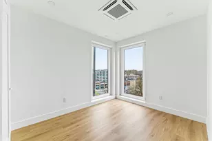 1035 Commonwealth Ave, Boston, MA 02215 - Photo 10
