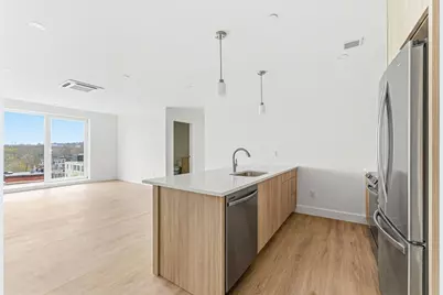 1035 Commonwealth Ave #501, Boston, MA 02215 - Photo 4