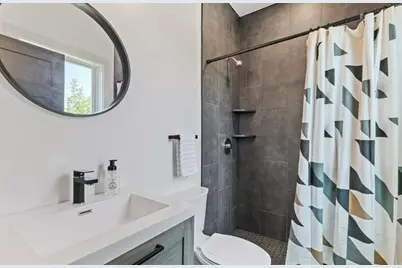 43 Wordsworth St #1, Boston, MA 02128 - Photo 18