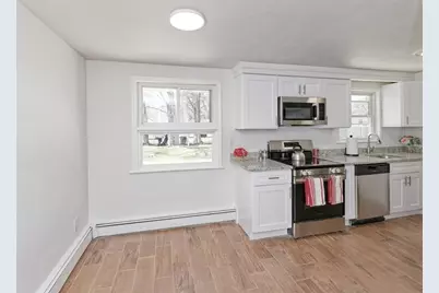 35 Marion St, Holbrook, MA 02343 - Photo 10