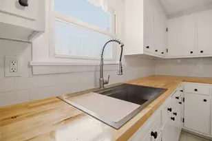 53 Butternut Rd, Somerset, MA 02726 - Photo 4