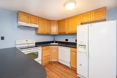 11 Leonard Rd #11, Boxborough, MA 01719 - Photo 2