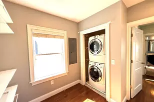 4 Woodworth St, Boston, MA 02122 - Photo 18